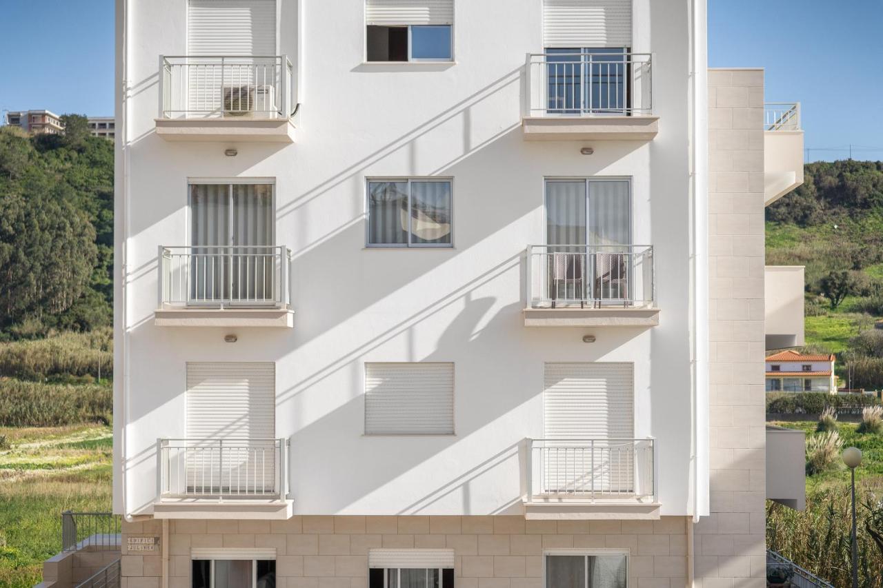 Апартаменты Ocean Getaway - Private Parking And Sea View Назаре Экстерьер фото